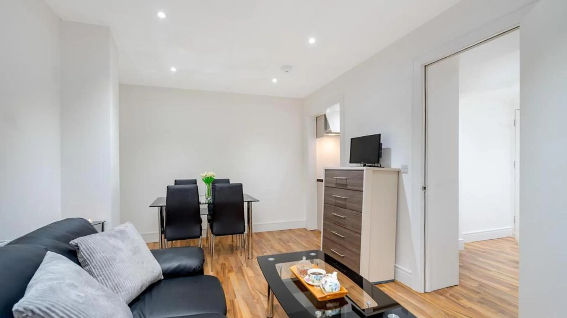 Bermondsey London 3 People Apartment Peaceful