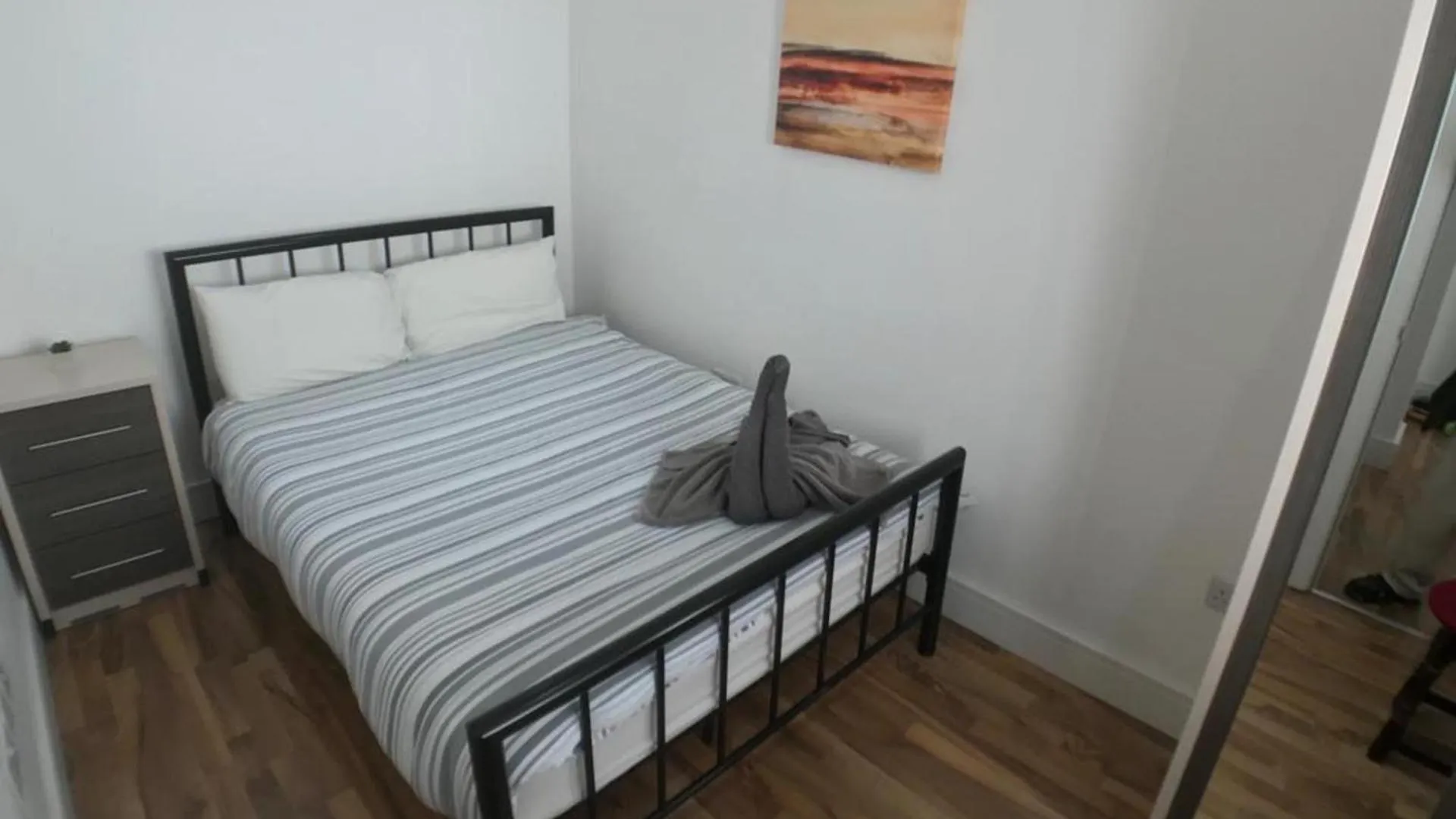 Bermondsey London 3 People Apartment Peaceful United Kingdom