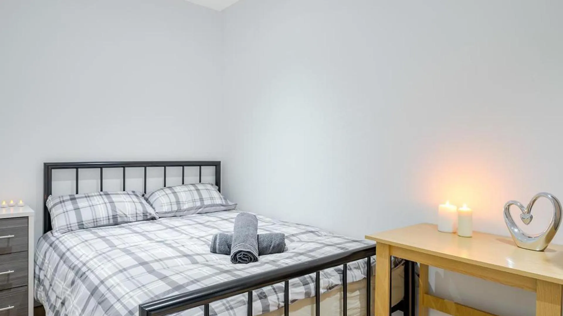 Bermondsey London 3 People Apartment Peaceful United Kingdom